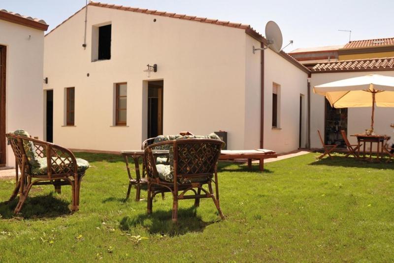 Lanita B&B Càbras Exteriör bild